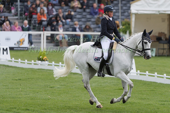 Isabel English (AUS) and  Feldale Mouse