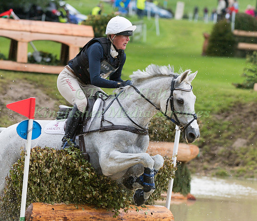 FLORA HARRIS (GBR) AND AMAZING VIII