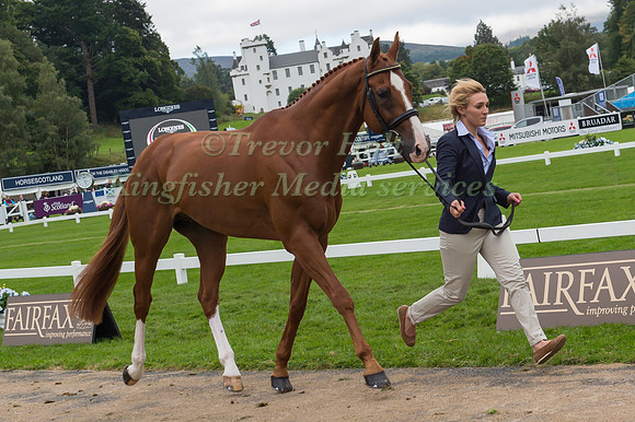 Holly Woodhead of Great Britain with Dhi Lupison