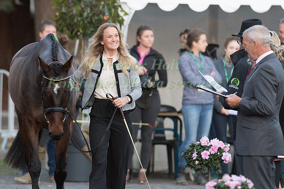 Lissa GREEN  (GBR) AND HOLLYFIELD