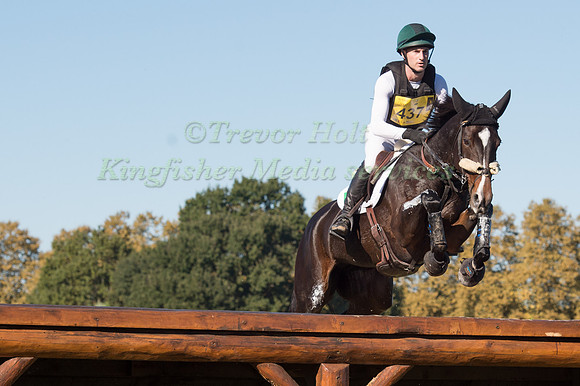 Ciaran Glynn (IRL) riding November Night