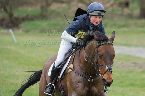 Sarah Parkes riding Balladeer Durban Hills