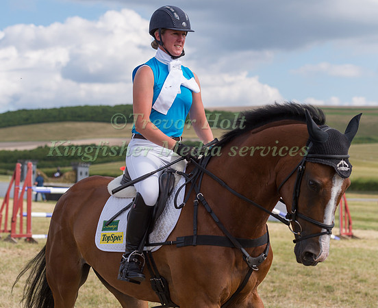 NICOLA WILSON (GBR) AND ONE TWO MANY-8