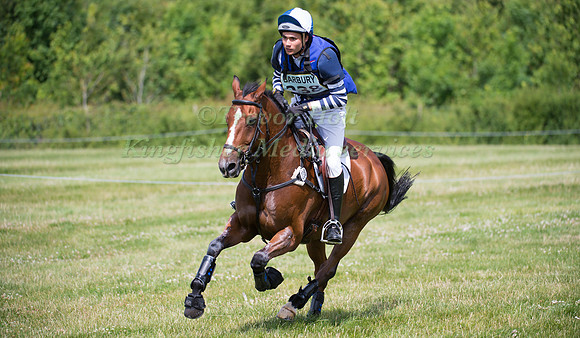 HO THOMAS  HEFFERNAN (HKG) RIDING  TAYBERRY
