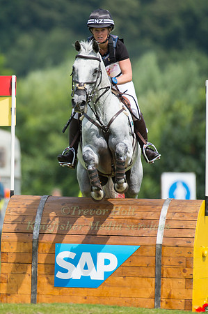 Jonelle Price (NZL) and Faerie Dianimo