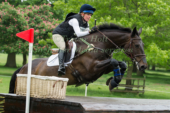 Stacey L  Shimmons (GBR) riding  Orions Promise