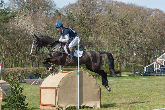 CARLOS PARRO RIDING CALCOURT LANDLINE