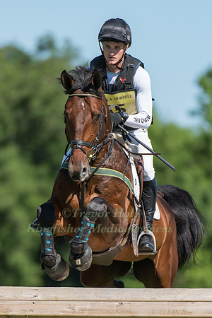 JACK PINKNEY (GBR) RIDING LB LIBERATOR