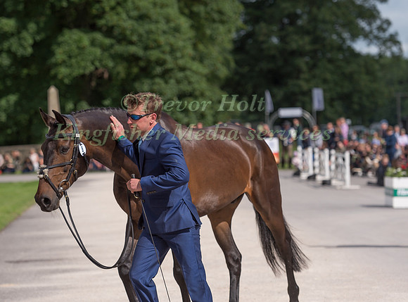 SIMON GRIEVE (GBR) AND DRUMBILLA METRO AT THE EQUI-TREK CCI *** FINAL HORSE INSPECTION OF THE 2017 BRAMHAM INTERNATIONAL HORSE TRIALS