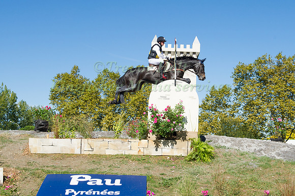Michael Jung (GER) riding Fischerrocana FST