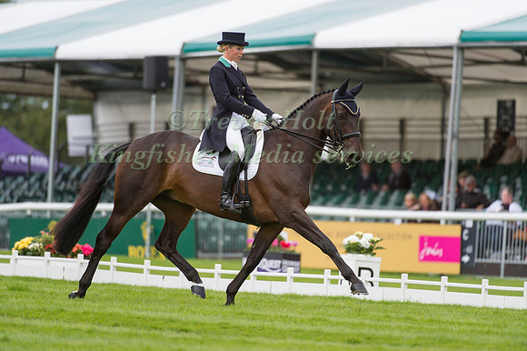 Coral Keen (GBR) and  Wellshead Fare Opposition