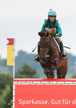 Sarah Ennis (IRL) and BLM Diamond Delux