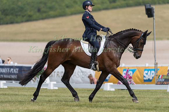 STELLA BENATTI (ITA) AND ZARON-3