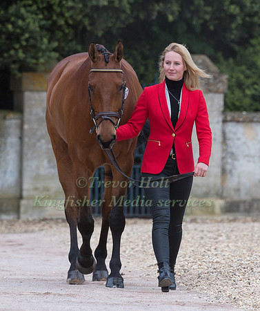 Alicia Hawker (GBR) and  Charles RR