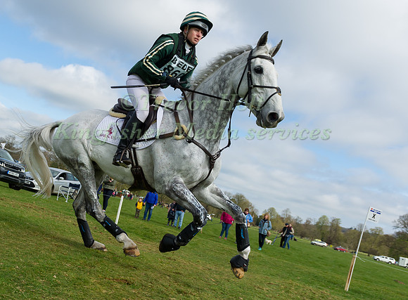 NICKY RONCORONI  RIDING  STONEDGE