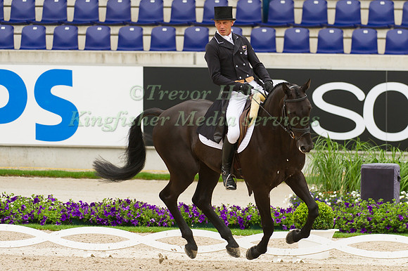 Andrew Nicholson and Quimbo
