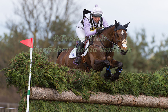 Gemma Tattersall riding Chico Bella P