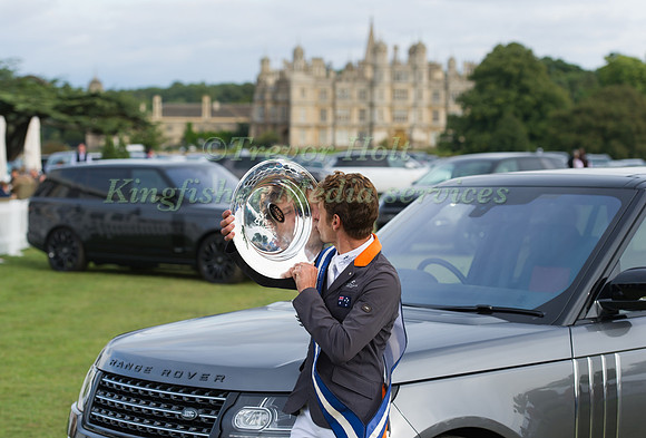 CHRISTOPHER BURTON WITH THE LAND ROVER PERTPETUAL TROPHY