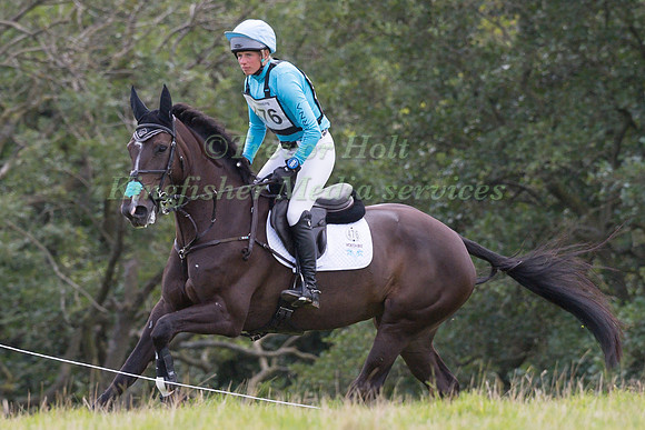 IZZY TAYLOR RIDING  BRIARLANDS SWEETANGO