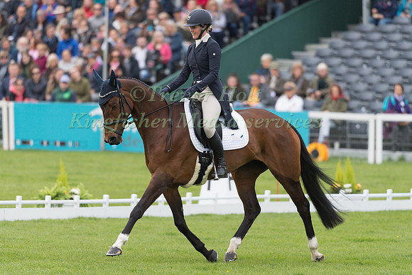 Virginia Thompson (NZL) and  Star Nouveau