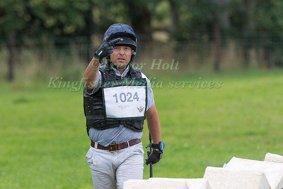 BEN HOBDAY RIDING  SHADOW SEAHORSE