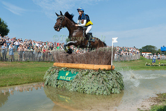 ANNA FRESKGARD (SWE) AND BOX QUTIE