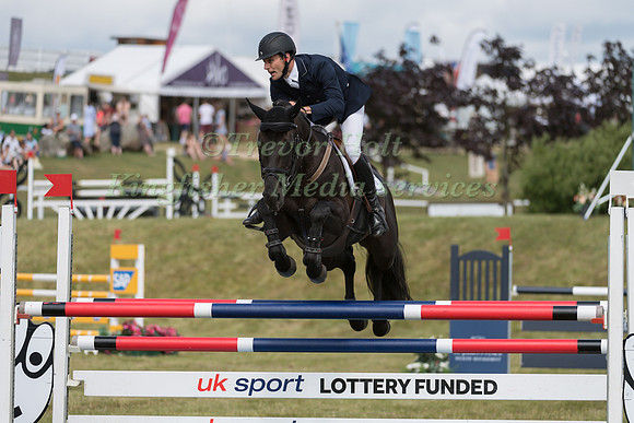 SIDNEY  DUFRESNE (FRA) AND TRESOR MAIL-5