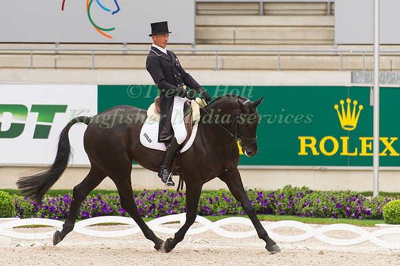 Andrew Nicholson and Quimbo