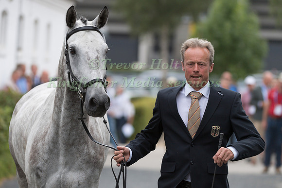 PETER THOMSEN (GER) AND CASINO 80