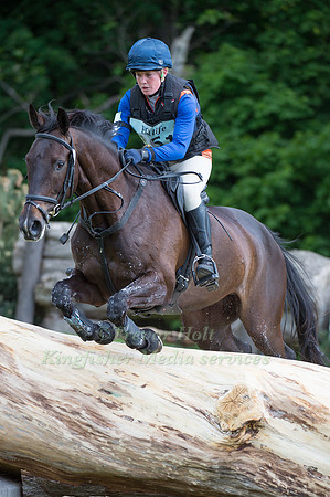 Sara  Horrell (GBR)  riding Trevidden