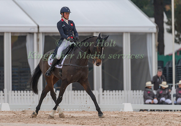 IZZY TAYLOR (GBR) AND BE TOUCHABLE