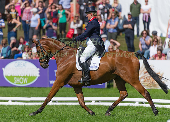 Zara Phillips and High Kingdom