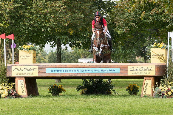 ALEX HUA  TIAN (CHN) RIDING DON GENIRO