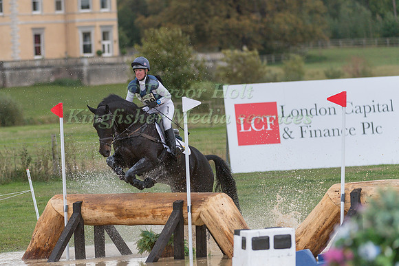NICOLA WILSON RIDING CHABADU