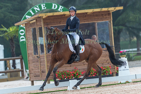 Sarah Ennis (IRL) riding Horseware Stellor Rebound