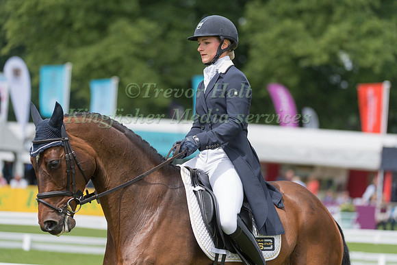 JULIA  KRAJEWSKI (GER) AND CHIPMUNK FRH