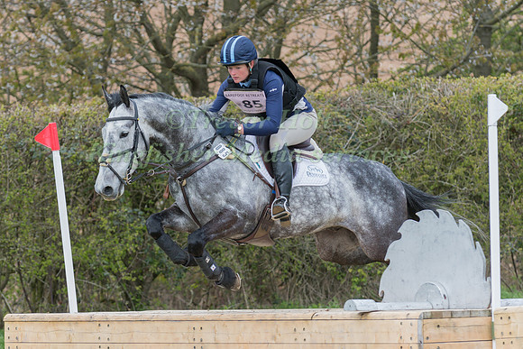 SOPHIE JENMAN (GBR) AND GHOST BUSTER FORTUNA HH