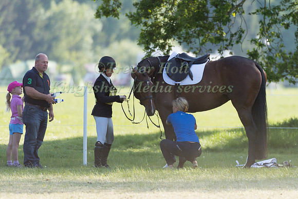 ROSALIND CANTER CHANGING HORSES