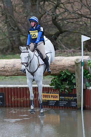 Olivia Wilmot riding Cool Dancer