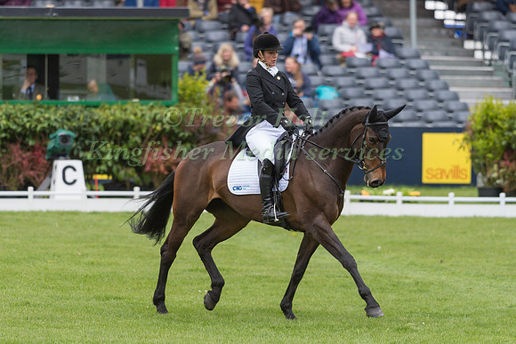Hazel Towers (GBR) and  Simply Clover