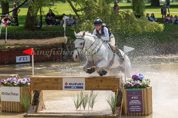 SOPHIA LEE (GBR) AND PORTERS HILL