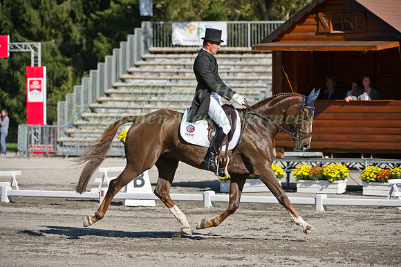 Dirk Schrade and Hop and Skip