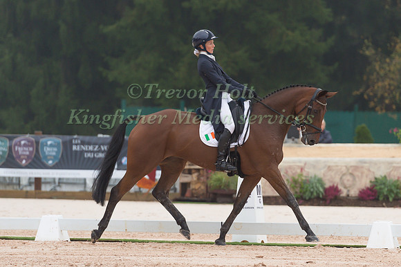 Sarah Ennis (IRL) riding Horseware Stellor Rebound