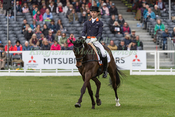 Christopher Burton (AUS) and  Graf Liberty