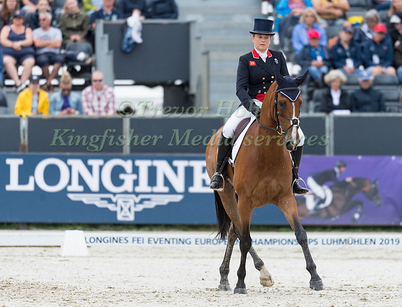 Pippa Funnell (GBR) and Majas Hope