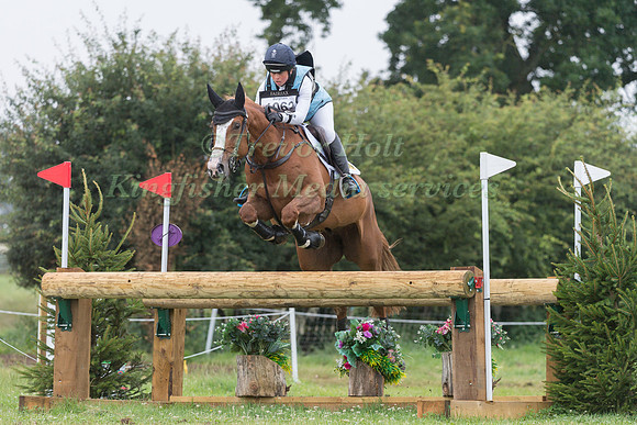 KITTY KING AND MHS MONBEG JUNIOR