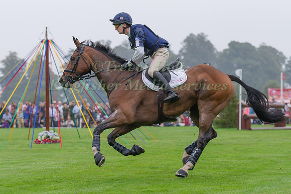 Paul Sims (GBR) riding Glengarnock competing in the Cross Country Phase