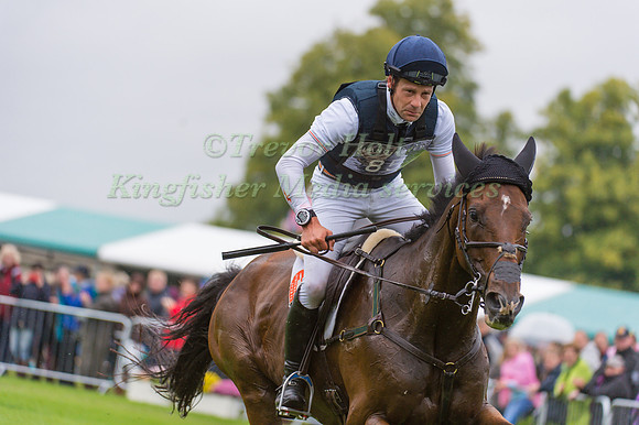 CHRISTOPHER  BURTON (AUS) RIDING NOBILIS 18