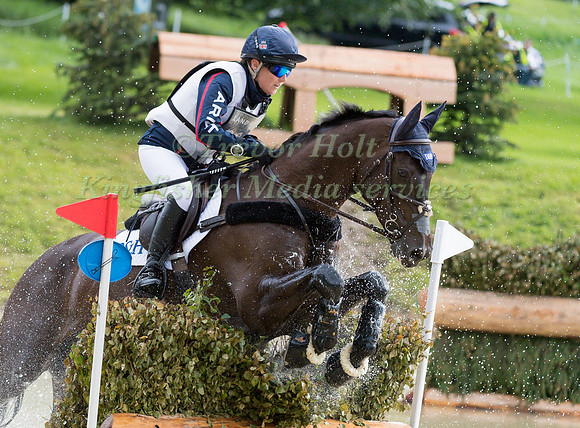 LAURA COLLETT (GBR) AND DACAPO TAKING PART IN  CROSS COUNTRY PHASE OF THE LAND ROVER CCI-S4* COMPETITION AT THE 2019  EQUI-TREK BRAMHAM INTERNATIONAL HORSE TRIALS.