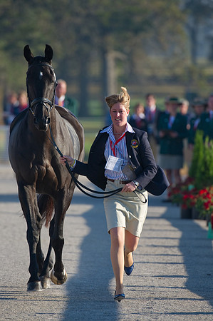 Nicola Wilson and Opposition Buzz